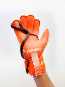 Gants de gardien de but en cuir de qualité supérieure personnalisables coupe personnalisée poignée en latex de football en gros - Product Image 6