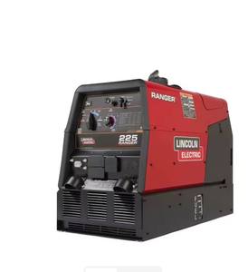 NUEVA Soldadora Ranger 225 Accionada por Motor K2857-1 - Product Image 1