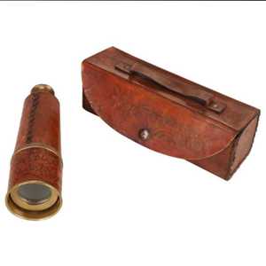 Estilo Vintage Donald London (1920) Telescopio de latón de 18 pulgadas con estuche de cuero de lujo Binoculares de estilo retro Vintage Exclusivo - Product Image 2