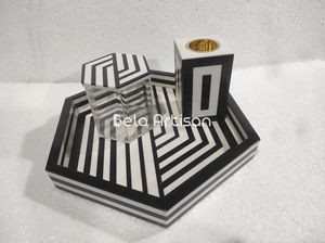 Plateau hexagonal décoratif en incrustation d'os jaune vif avec couvercle et support - Product Image 3