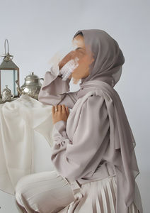 OEM Vente en gros de qualité supérieure, ensembles de deux pièces, abaya en satin, robe modeste, robe slim, ensemble abaya, jilbab, vêtements musulmans pour femmes - Product Image 4