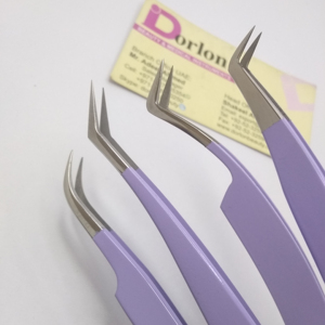 Pinzas de Color púrpura con estampado de logotipo personalizado para extensiones de pestañas Pinzas profesionales de extensiones de pestañas de volumen de alta calidad - Product Image 1