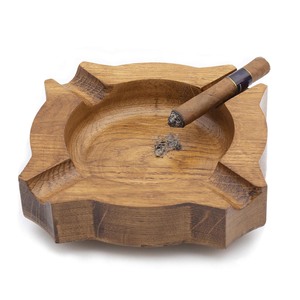 Nouveau design triangle snoker accessoires cendrier en bois prix bon marché cendrier en bois fait main pour fumer des cigarettes - Product Image 5