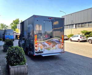 รถขายอาหารเคลื่อนที่มีรถลากขายในเยอรมนีสำหรับงานแต่งงาน - Product Image 4