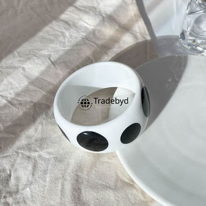 ชุดกำไลเรซินสำหรับเป็นของขวัญให้เครื่องประดับทำด้วยมือโดย tradebyd - Product Image 2