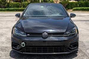 Volkswagen Golf R 2019 Usado en Buen Estado, Transmisión Manual de 6 Velocidades, Tracción en las Cuatro Ruedas, Motor Turbo de 4 Cilindros, Modificaciones de Rendimiento - Product Image 1