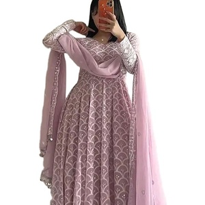 นักออกแบบล่าสุดเทียมเยอร์จีเต้เย็บปักถักร้อยลําดับงานชุด Anarkali โดย Fab Zone - Product Image 1