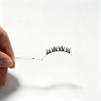 Lizi Reusable Grade Clean Room Cat Eyes Natural Slender 3D Mink Semi False Eyelashes Bebas Kekejaman Hewan Perekat Sendiri