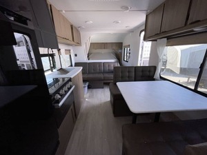 รถพ่วงรุ่นใหม่ปี 2025 F-o-r-e-s-t R-i-v-e-r S-a-l-e-m Cruise Lite 261BHXL - Product Image 6