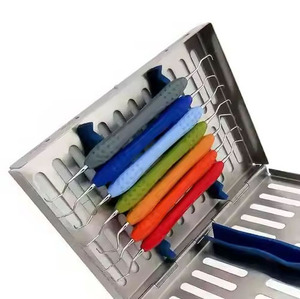 Kit d'instruments dentaires manuels en acier inoxydable avec poignée en silicone pour le nettoyage et la restauration des dents - Product Image 5