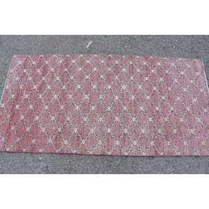 Turkish Rug 2.9x5.8 ft, <b>Red</b> White Check <b>Wool</b> Vintage Rug - Product Image 3