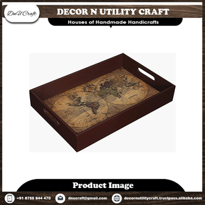 Bandeja Rectangular para Servir con Diseño de Mapa Mundial Vintage, Acabado Lacado y Asa para Uso Residencial - Product Image 5