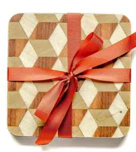 Posavasos Clásicos con Incrustaciones de Hueso de Última Generación de Crafts Galore, Hechos a Mano por Habilidosos Artesanos, Ahora Disponibles para la Venta - Product Image 1