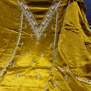 Modern Designer Unstitched Hand Embroidered Indian Fashion-Forward Premium <b>Suits</b> for <b>Women</b> Traditional Style for Parties - Product Image 1