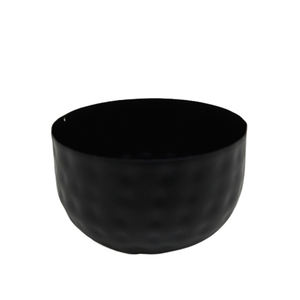 Bol rond de service en fer avec bol à salade de couleur noire martelée pour la décoration de cuisine et de table faite à la main en vrac - Product Image 1