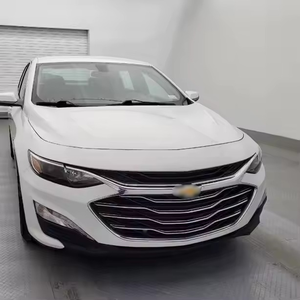 Pick-up automatique de taille moyenne 2024, propre, d'occasion, 4 portes, intérieur haut de gamme, faible kilométrage, modèle fiable pour l'exportation, Euro V, moteur 4.1-6L - Product Image 2