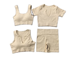 Ensemble de yoga pour femmes, haut de sport élégant, vêtements de sport décontractés pour femmes, vêtements d'entraînement, yoga, prix bas, vente en gros - Product Image 1