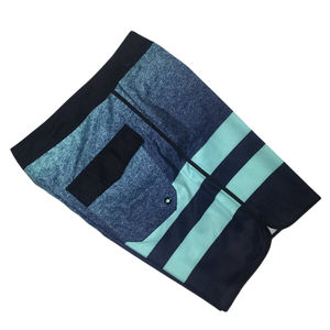 Short cargo en laine respirant avec impression par transfert de chaleur Short à séchage rapide de haute qualité Short cargo à poches multiples - Product Image 5