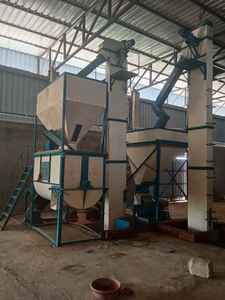 Global Namdhari Engineers Usine de purée automatique en fer triphasé de grande capacité Écrasement commercial pour animaux et volailles - Product Image 5