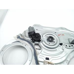 Support avant droit KIA Sportage Série (04>10) 824813U000 - Product Image 3