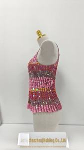 Camisole au crochet avec paillettes, crocheté à la main, vêtement unique en paillettes - Product Image 4
