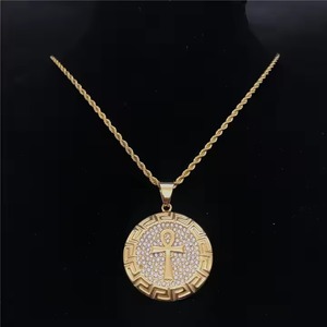 Personalizado VVS Moissanite corte medallón colgante de lujo joyería fina diamante atractivo rodio chapado en oro Hip Hop amantes regalo - Product Image 5