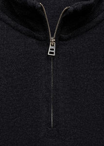 Pull personnalisé à col montant et demi-fermeture éclair Pull à capuche en tricot à quart de fermeture éclair OEM/ODM Marque privée Broderie Logo Vente en gros Sweat-shirt - Product Image 4