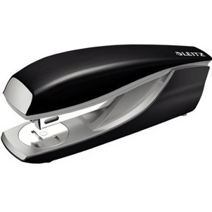 Engrapadora Leitz NeXXt Style 5562 24/6 26/6, Acabado Metálico Negro Satinado, Capacidad para 30 Hojas (80 G/m), 200 Grapas - Product Image 3