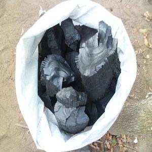 Usine directe meilleure qualité bois dur charbon de bois noir approvisionnement en gros pour narguilé BBQ/Restaurant fait noix de coco bambou coquille Shisha - Product Image 1