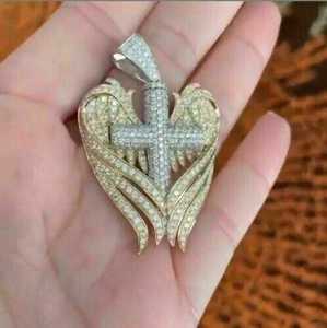 Colgante de Cruz para Hombre Chapado en Oro Amarillo de 18K con Moissanita Real de Corte de 3.20Ct, Estilo Hiphop, para Bodas y Fiestas Infantiles - Product Image 3