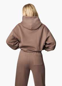 ชุดวอร์มแบบกำหนดเอง OEM ชุดกีฬา ทรงปกติ ชุดลำลอง เสื้อฮู้ดดี้และกางเกงจ็อกเกอร์ ผู้หญิง 100% โพลีเอสเตอร์ เสื้อฮู้ดดี้แบบสวม - Product Image 3