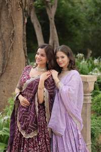 Pure Dyable Viscose Jacquard Lehenga Choli Lentejuelas bordadas Trabajo para bodas Fiestas y festivales Ropa India pakistaní - Product Image 5