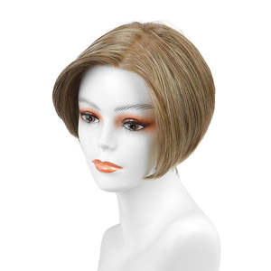 วิกผมสังเคราะห์แบบไม่ต้องใช้กาว Kyla-DWY ทรง Pixie Cut ทำจากเส้นใยทนความร้อนสูง  แบบ Mono Skin Weft Lace Front  สามารถปรับแสกผมได้  ถักเปียสูง - Product Image 6