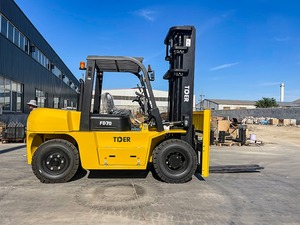 Montacargas Hidráulico de Gasolina con Capacidad de Carga de 1.5, 2, 3 y 3.5 Toneladas, 4x4, con Neumáticos de Poliuretano/Neumáticos - Product Image 3