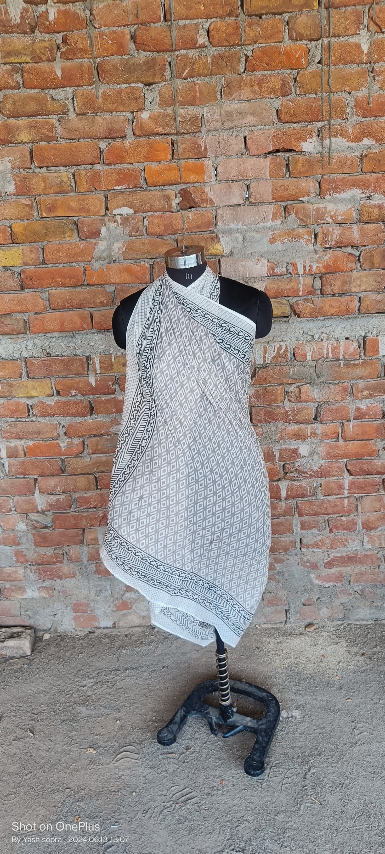 เหมือนกับภาพ