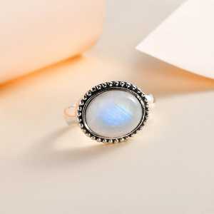 Bague pierre de lune arc-en-ciel Bague en argent sterling 925 faite à la main Bijoux Boho Cadeau de naissance de juin - Product Image 4
