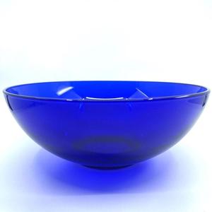 Bol à salade et à noix en résine artisanale personnalisé avec un effet marbré unique en spirale aquatique pour la cuisine, l'hôtel, le restaurant - Product Image 2