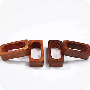 Anneaux de serviette en bois d'acacia gravés à la main de qualité supérieure forme ovale pour les décorations de fête à la maison prix de gros - Product Image 6