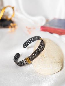 Bijoux de thérapie magnétique : Bracelet en cuivre martelé, Manchette en cuivre tressé, Bracelet ouvert en cuivre, Bracelet élégant en cuivre - Product Image 2