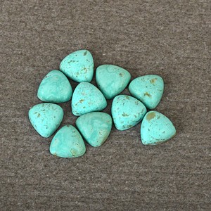 Turquesa Verde Natural de Arizona, Tamaño Personalizado, Forma Trillón, Cabujón Calibrado, Gema Suelta para Joyería - Product Image 2