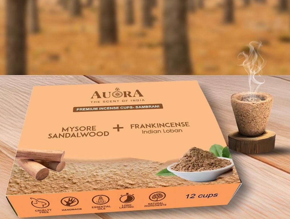 สีน้ำตาล