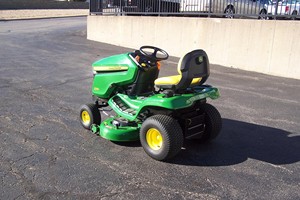 Cortadora de Césped John Deere X350 2024 - Product Image 4