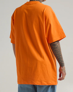 Camiseta de hombro caído de gran tamaño para hombre, 100% algodón, ajuste relajado, ropa de calle personalizada, fabricante de moda OEM - Product Image 2