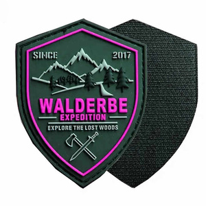 Parches de Bordado Ecológicos Personalizados 2026, Tamaño 3, Parches de PVC Bordados Termoadhesivos para Mochilas, Gorras, Jeans, Bolsos y Ropa - Product Image 1