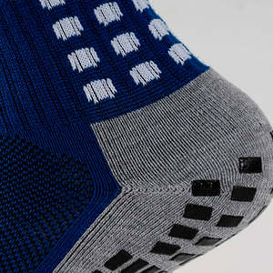 Calcetines atléticos listos para gimnasio para hombres Diseño de algodón transpirable para Fitness Correr Caminar y entrenamientos al aire libre - Product Image 2