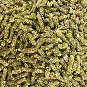 Granulés de foin d'alfalfa standard européens à bas prix - Product Image 3