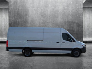Mercedes-Benz Sprinter 4500 170 à toit haut, fourgonnette de transport, propulsion arrière, modèle 2023, occasion, conduite à gauche/droite - Product Image 3