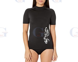 Chemises de sport extensibles pour femmes, protège-éruptions MMA sur mesure, chemises de gymnastique à manches courtes avec impression par sublimation pour femmes - Product Image 5