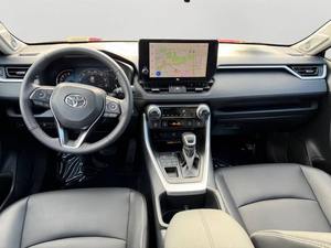 TOYOTA RAV4 XLE PREMIUM 2025, SUV 4 Puertas, Tracción en las Cuatro Ruedas (2.5L 4 Cilindros 8A) - Product Image 2