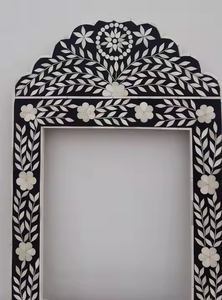 Espejo de pared con marco de incrustaciones de hueso de color con razonable para baño y hotel de Crescent Crafts - Product Image 3